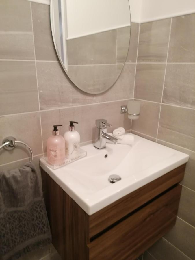 Atlantic Way Apartment 1 Breaghwy Dış mekan fotoğraf
